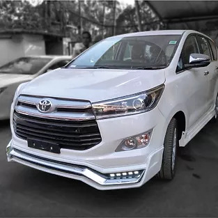 Toyota Innova Tithum Body Kit